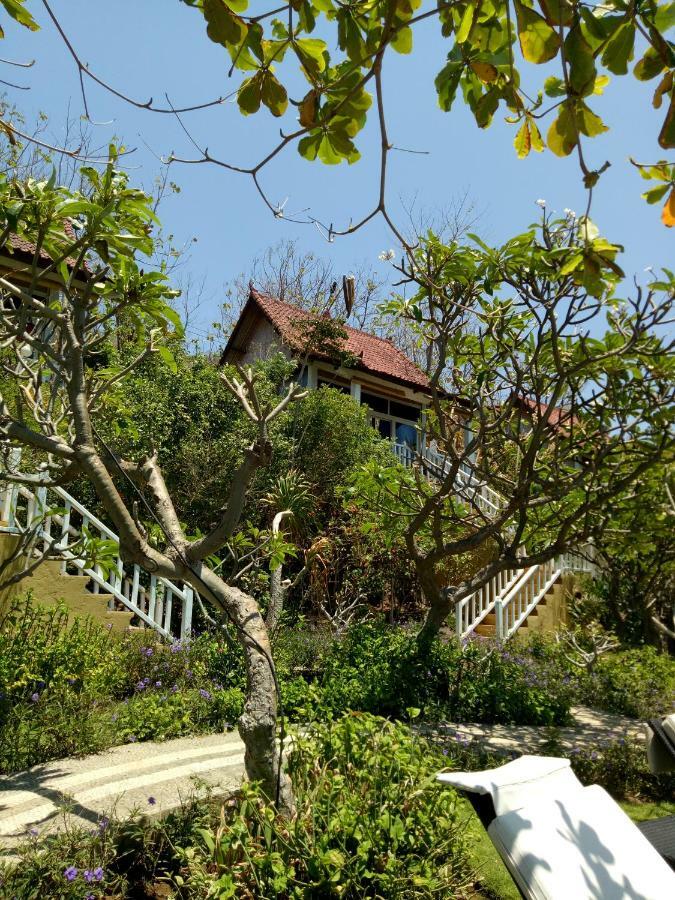 Stairway To Heaven Bungalows And Restaurant Амед Екстер'єр фото
